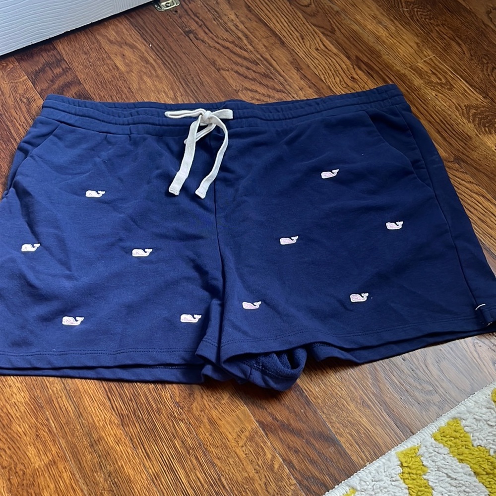 Vineyard Vines-Target XL shorts